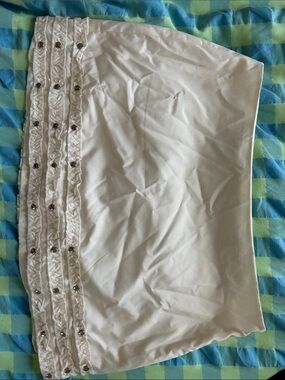 Cream mini skirt
